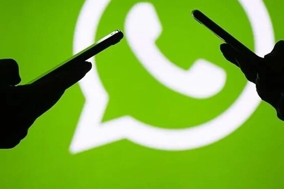 WhatsApp yeni özelliklerini tanıttı: Mesajlara emoji tepkisi geldi