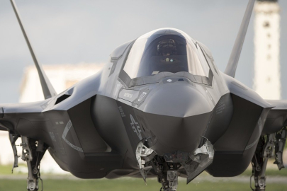 ABD ordusu kayıp F-35'ini arıyor