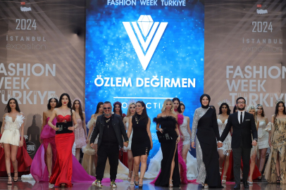 Bursalı modacıdan görkemli defile