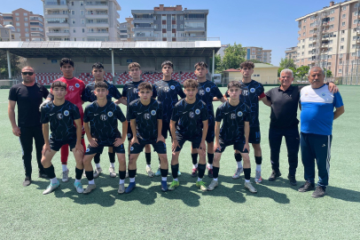 Gemlik Belediyespor U-17 Elit Ligi'nde şampiyon