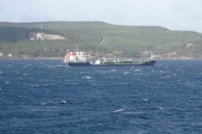 Çanakkale Boğazı gemi trafiğine açıldı