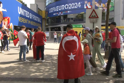 Türk taraftarlar galibiyet bekliyor