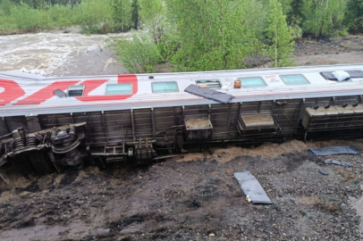 Rusya'da yolcu treni raydan çıktı: 50 yaralı