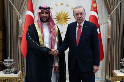 Erdoğan, Suudi Arabistan Savunma Bakanı'nı kabul etti