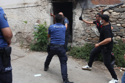 'Peygamberim' dedi, polisi yaraladı!