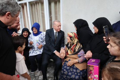 Erdoğan, komşu ve akrabaları ile hasret giderdi