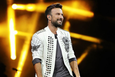 Tarkan'dan duygulandıran Genco Erkal mesajı