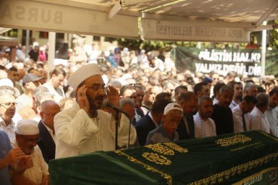 Bursa’da yüzlerce kişi Haniye için gıyabi cenaze namazına durdu