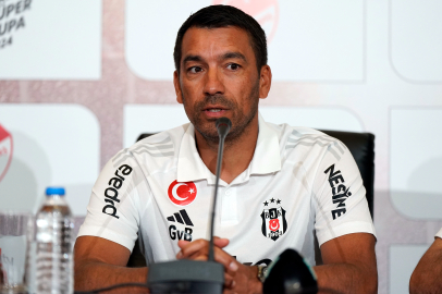 Giovanni van Bronckhorst: “Kupayı kazanmak için elimizden geleni yapacağız”