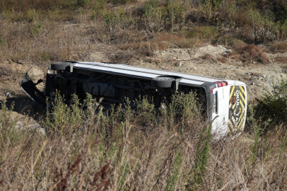  Kuzey Marmara Otoyolu'nda servis şarampole uçtu: 9 yaralı