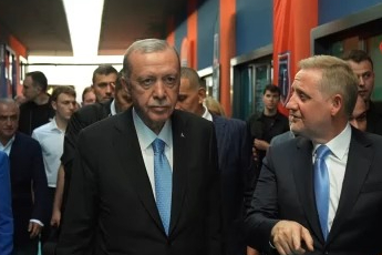 Cumhurbaşkanı Erdoğan, Başakşehir Futbol Akademisi'ni gezdi