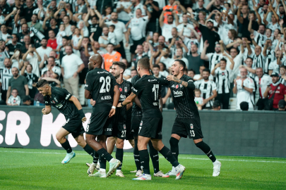 Beşiktaş sahasında gol şovla turladı