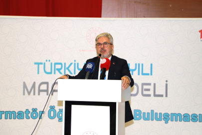 Bakan Yardımcısı Yelkenci Bursa'da formatör öğretmenlerle buluştu