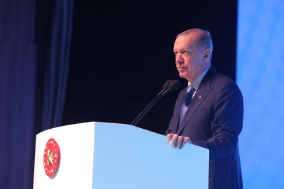 Erdoğan’dan kılıçlı yemin açıklaması: Bu kılıçları kime çekiyorsunuz?