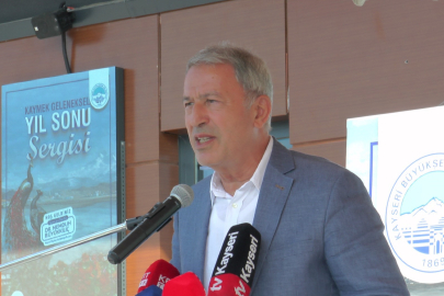 Hulusi Akar: "İnsanlar sokakta görünmediği için sokaklarda yanlış şeyler oluyor"