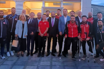 TFF Yönetimi, Ampute Futbol Milli Takımı ile bir araya geldi