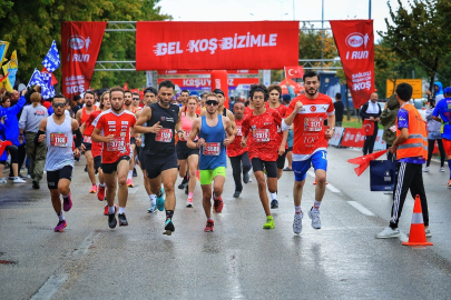 Eker I Run katılımcıları iyilik peşinde koşmak için yola çıkıyor