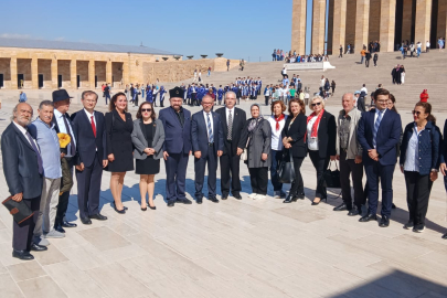 Rumeli Platformu üyeleri, ‘anma günü’ çağrısını Anıtkabir’den yaptı