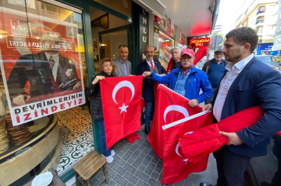 “Bayrak solmasın, solan bayrak olmasın”