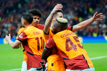 Galatasaray kendi evinde Tottenham'ı devirdi