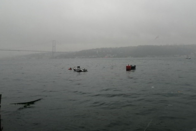 İstanbul Boğazı sise gömüldü