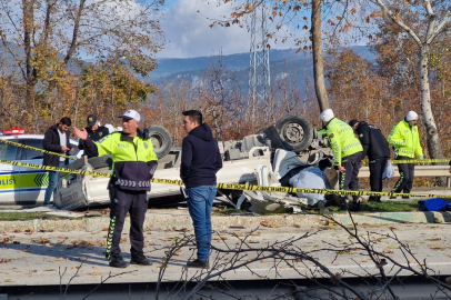 Takla atan kamyonette 2 kişi hayatını kaybetti