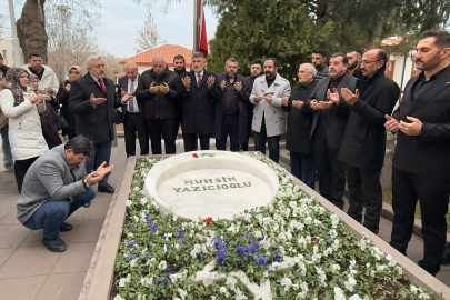 Muhsin Yazıcıoğlu kabri başında anıldı