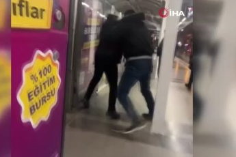 Bursa'da metro istasyonu boks ringine döndü