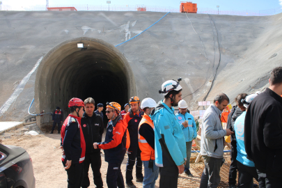 Hızlı tren şantiyesinde kahreden olay! Düşen kaya parçalarından kaçamadı: 1 ölü 1 yaralı